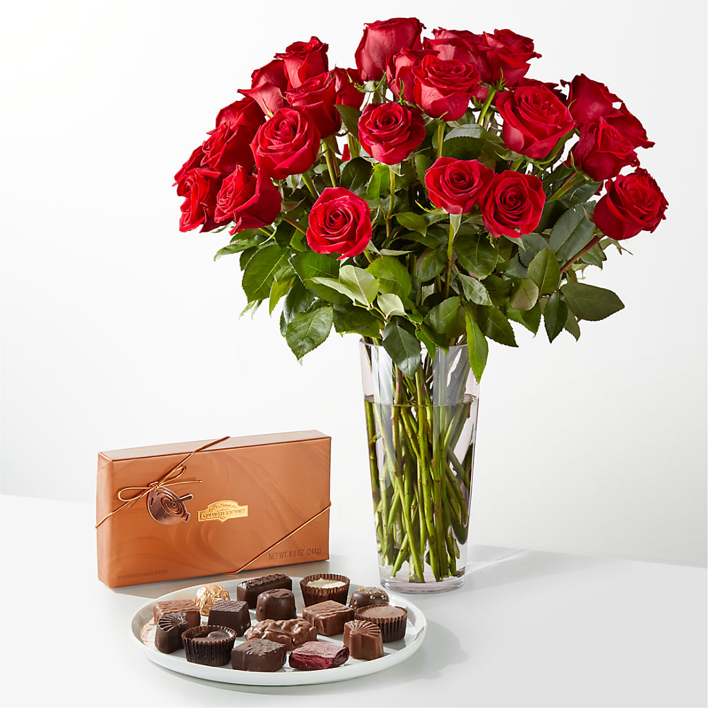 Romantic Long Stem Red Rose Bouquet Bundles – DIVINE FLORAL & GIFTS, Arlington TX