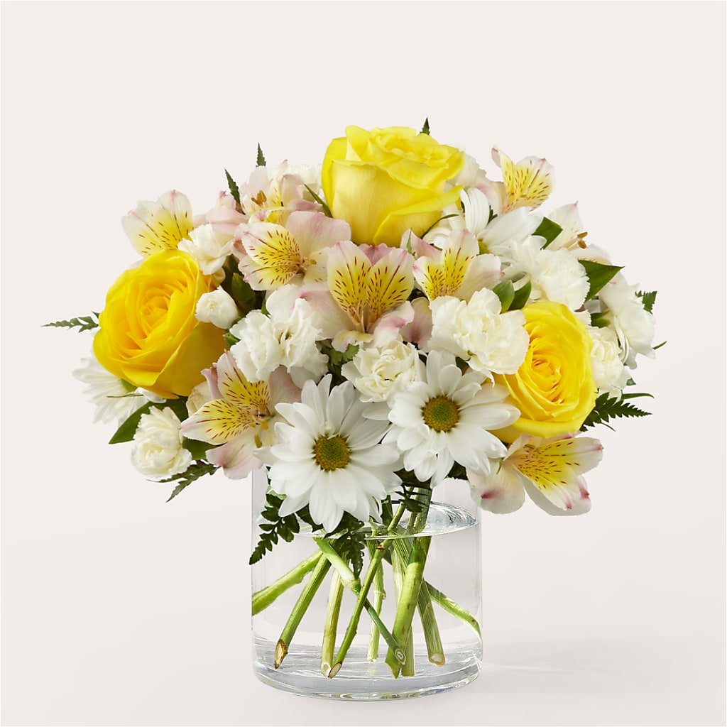 Gleeful Bouquet – DIVINE FLORAL & GIFTS, Arlington TX