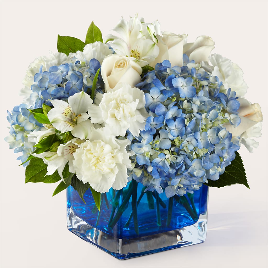 Soothing Waters Bouquet – DIVINE FLORAL & GIFTS, Arlington TX