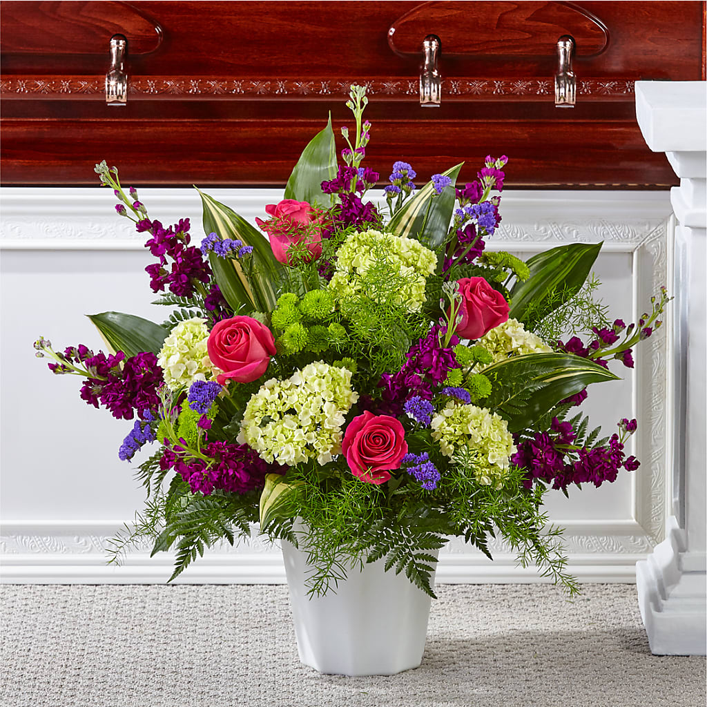 Beautiful Horizons Floor Basket – DIVINE FLORAL & GIFTS, Arlington TX