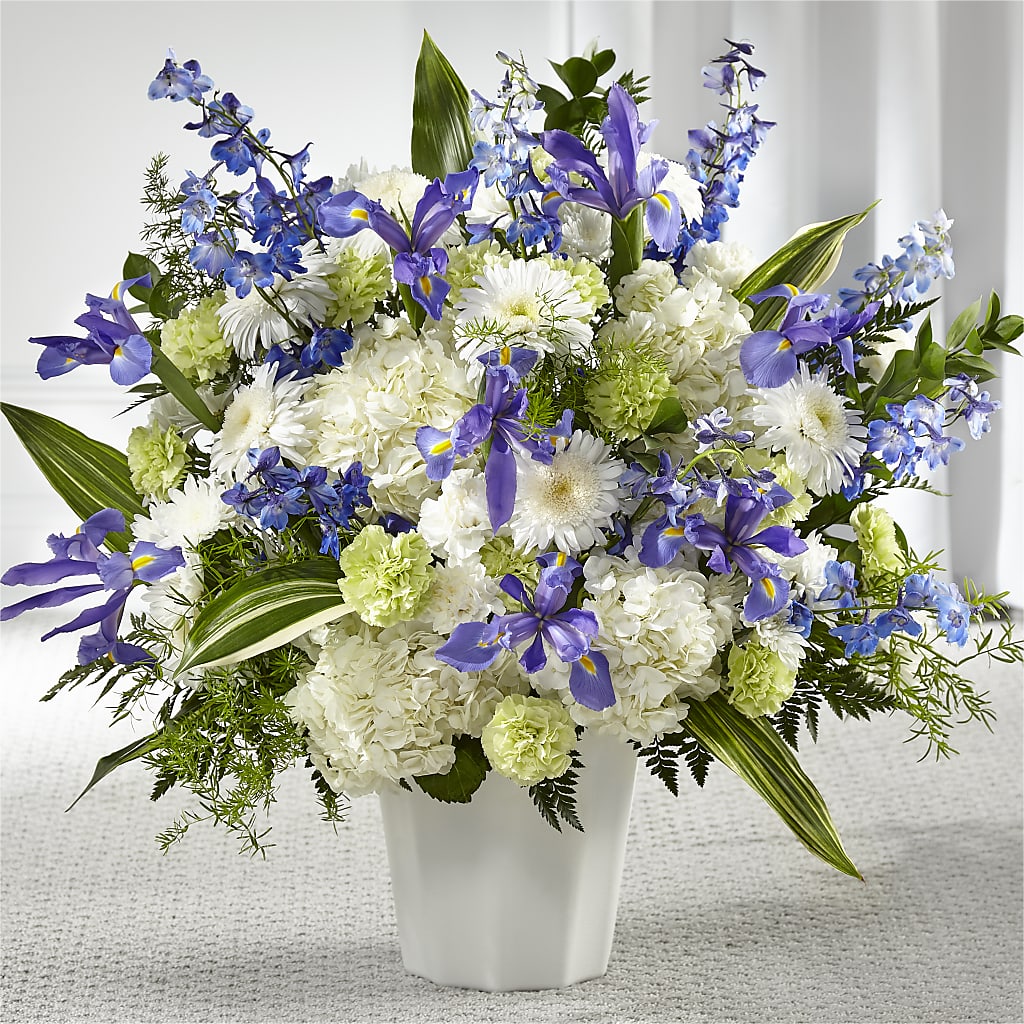 Soft Serenity Floor Basket – DIVINE FLORAL & GIFTS, Arlington TX