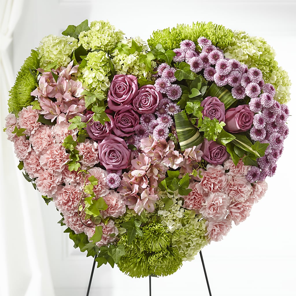 Heartwarming Standing Heart – DIVINE FLORAL & GIFTS, Arlington TX