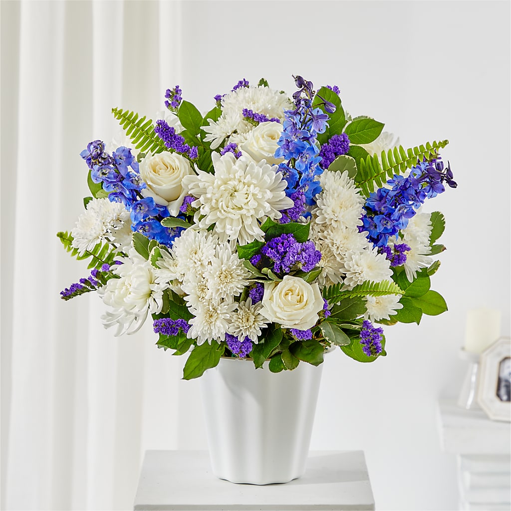 Hold Dear Tabletop Basket – DIVINE FLORAL & GIFTS, Arlington TX