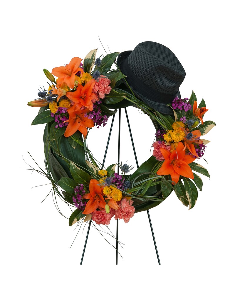Remembering the Good Times Wreath – DIVINE FLORAL & GIFTS, Arlington TX