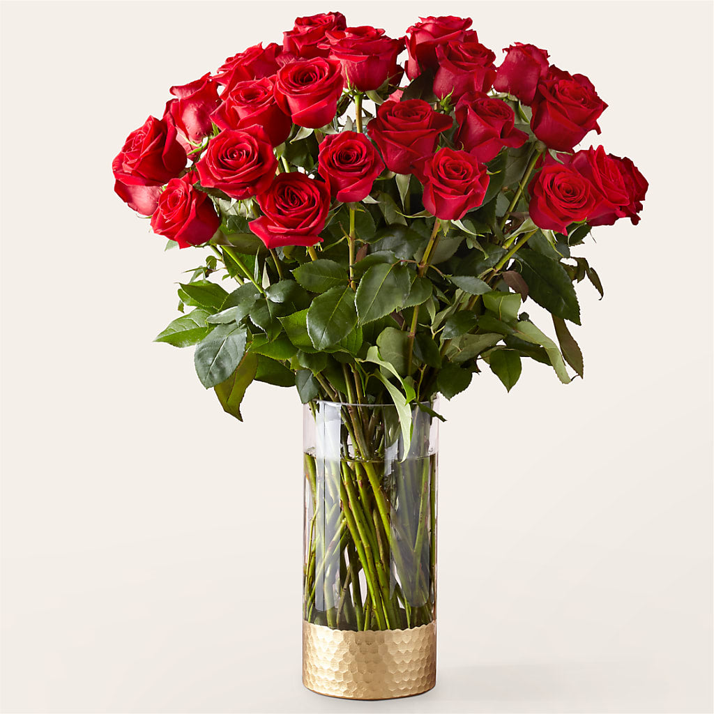 Classic Love Red Rose Bouquet – DIVINE FLORAL & GIFTS, Arlington TX