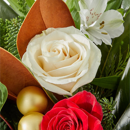 Joy & Jolly Bouquet – DIVINE FLORAL & GIFTS, Arlington TX