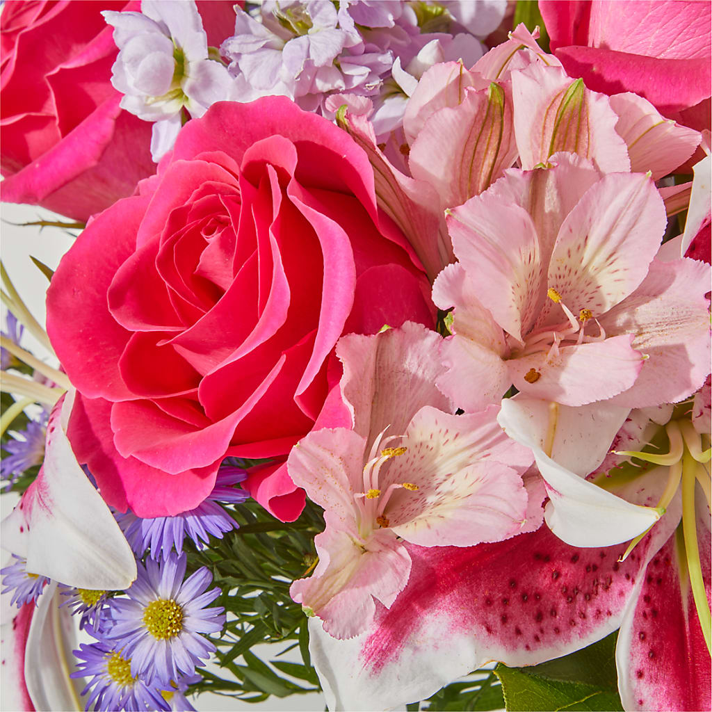 Pressing Petals Bouquet – DIVINE FLORAL & GIFTS, Arlington TX
