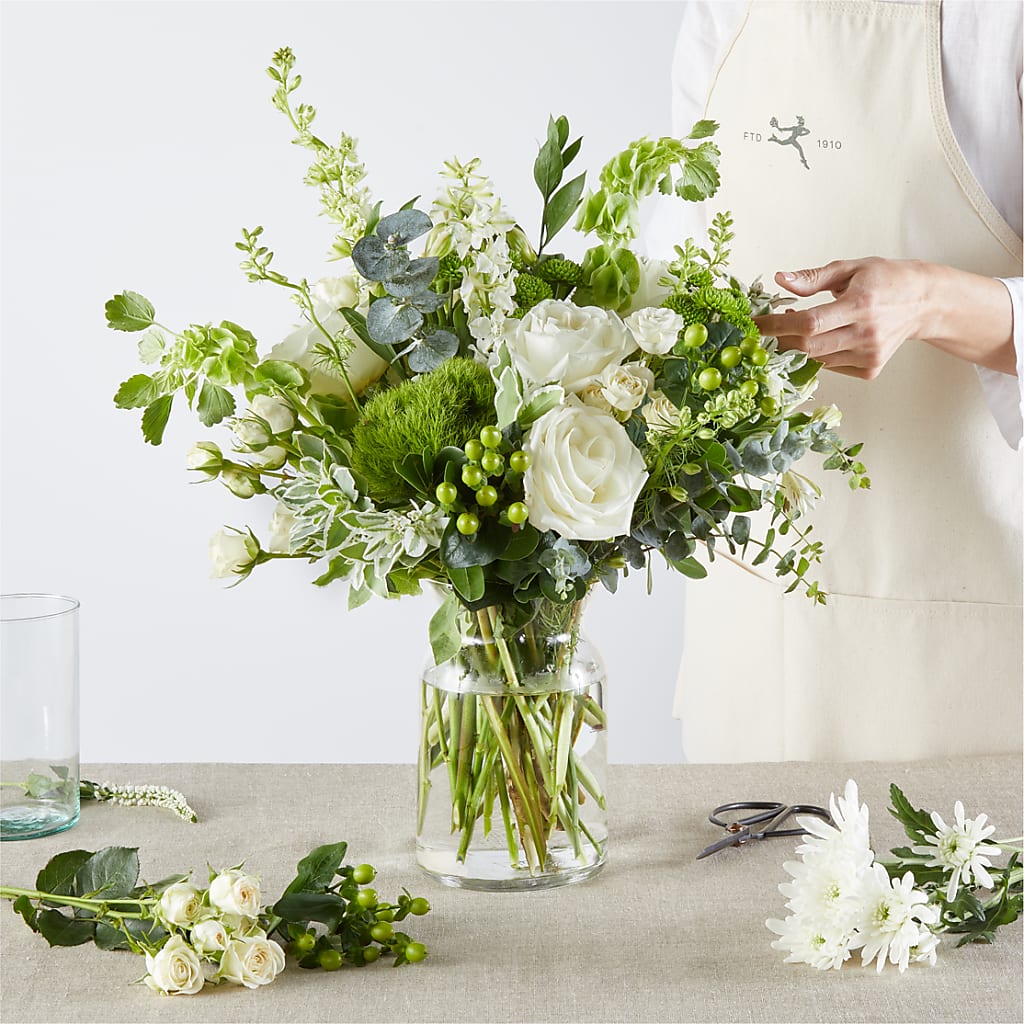 Irish Garden - A Florist Original – DIVINE FLORAL & GIFTS, Arlington TX