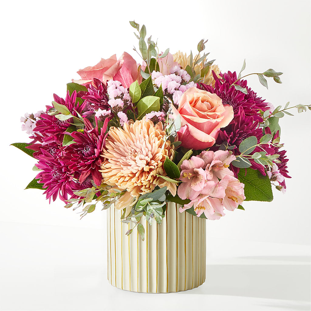 Berry Cobbler Bouquet with Ivory Vase – DIVINE FLORAL & GIFTS, Arlington TX