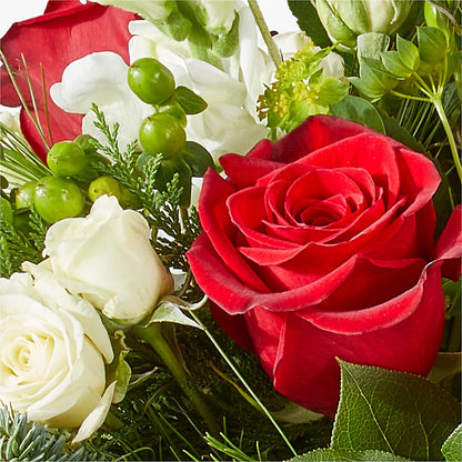 Deck the Halls Bouquet – DIVINE FLORAL & GIFTS, Arlington TX