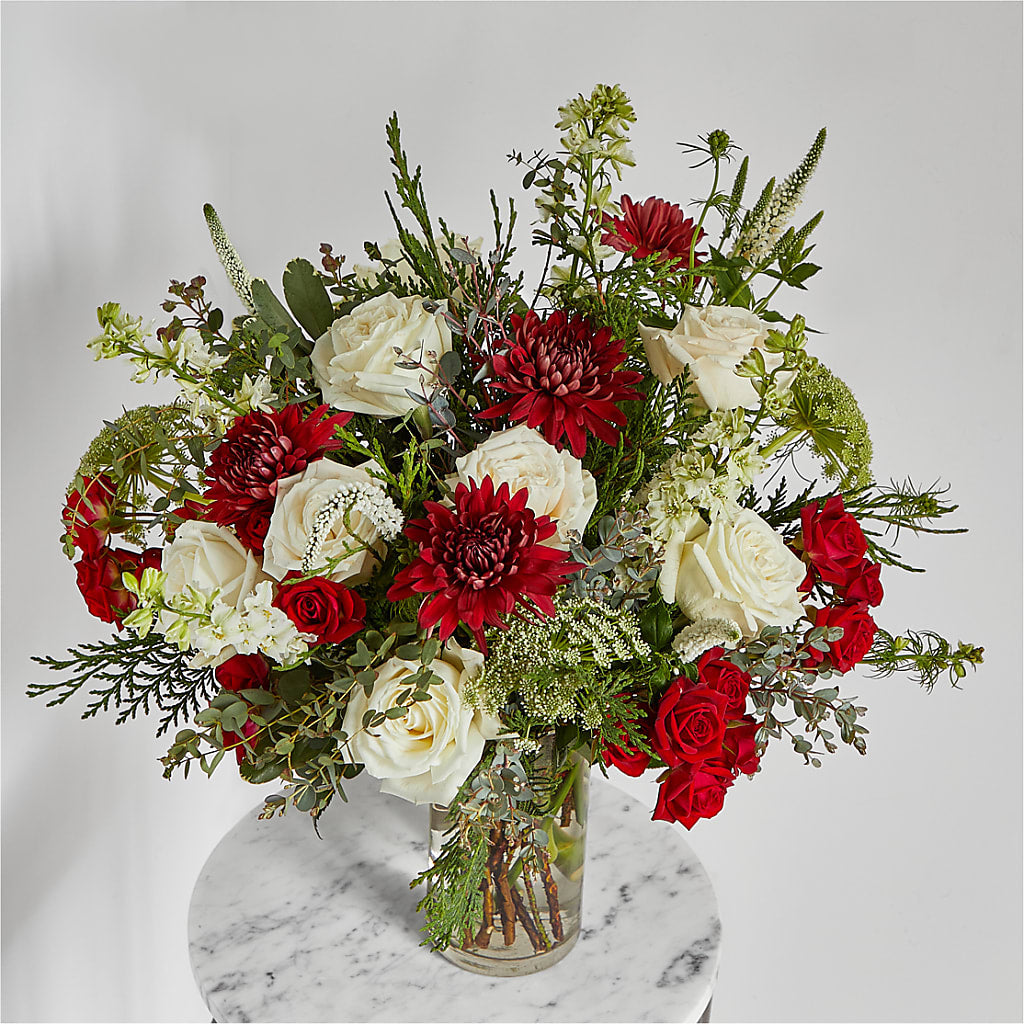 Favorite Traditions Bouquet – DIVINE FLORAL & GIFTS, Arlington TX